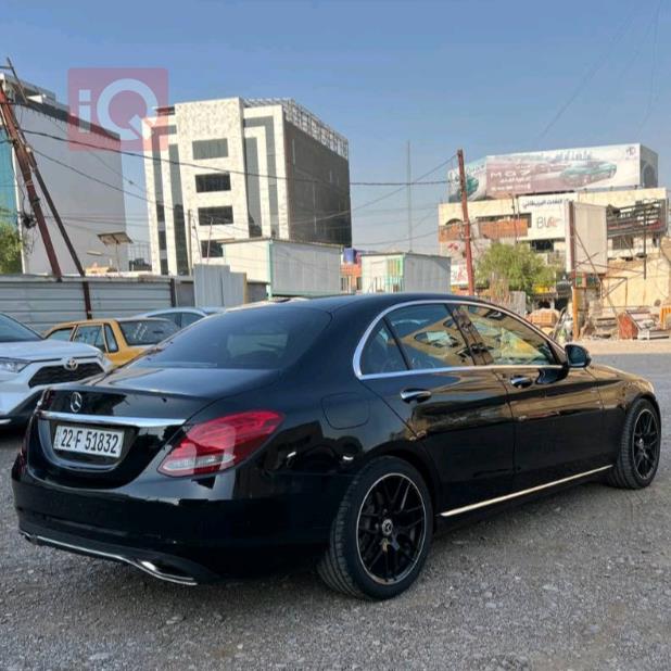 مرسيدس بنز سي كلاس
